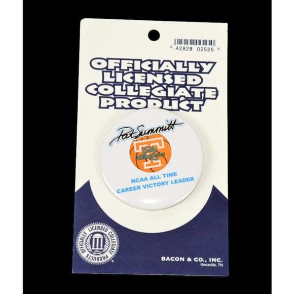 Tennessee Lady Vols Pat Summitt Pinback Button All-Time Career Victory Leader - Picture 1 of 4